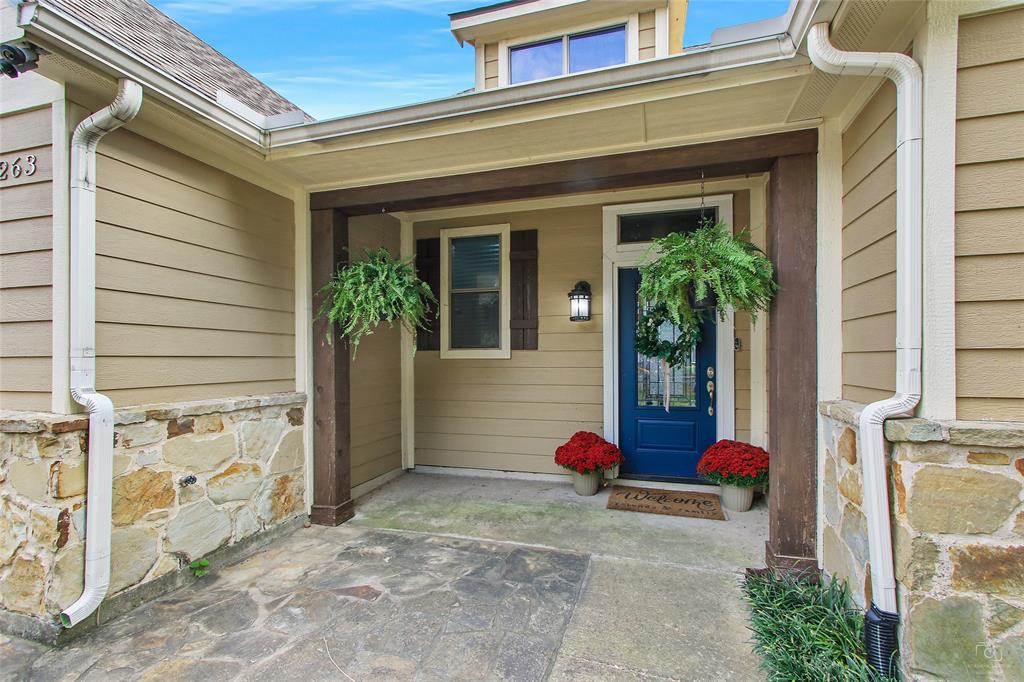 263 West Jefferson Street Van Alstyne, TX 75495 - Photo 3 of 32 a view of a door front of the house