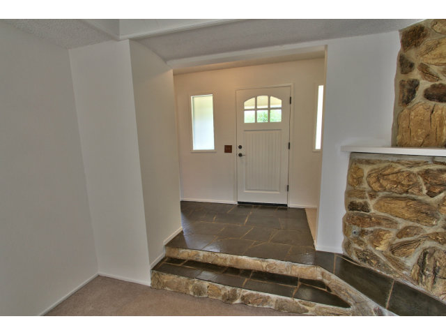 8986 Oak Road Salinas, CA 93907 - Photo 11 of 22 Gallery Image 11