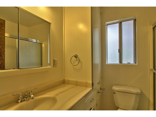 8986 Oak Road Salinas, CA 93907 - Photo 19 of 22 Gallery Image 19