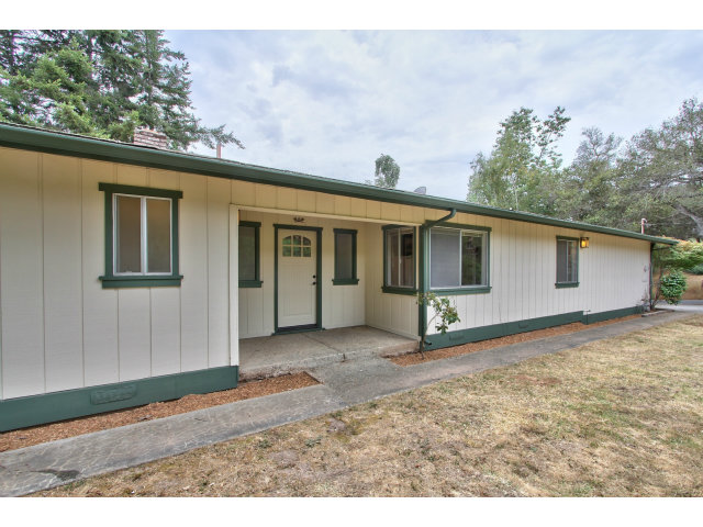 8986 Oak Road Salinas, CA 93907 - Photo 3 of 22 Gallery Image 3