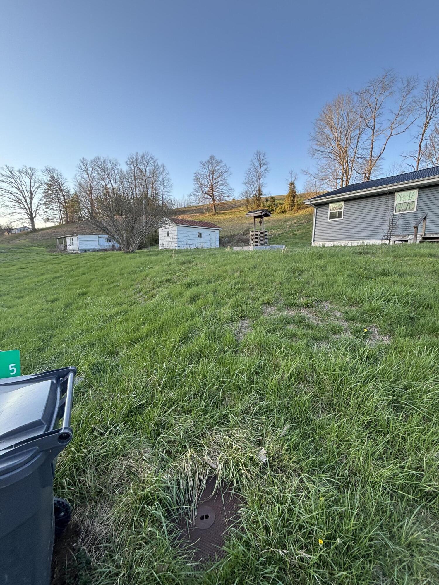 50 West Maytown Road Ezel, KY 41425 - Photo 3 of 22 IMG_4492