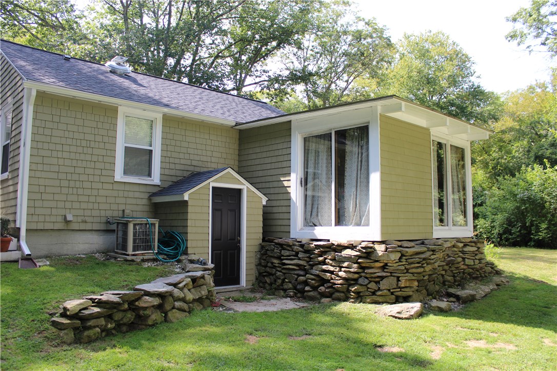 47 Pole Bridge Road Scituate, RI 02857 - Photo 7 of 21