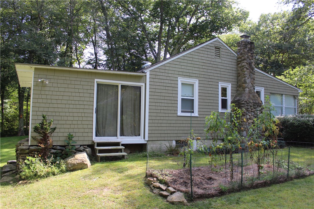47 Pole Bridge Road Scituate, RI 02857 - Photo 9 of 21