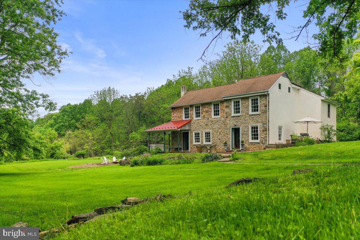 89 Pinchers Point Road Phillipsburg, NJ 08865 - Photo 3 of 44