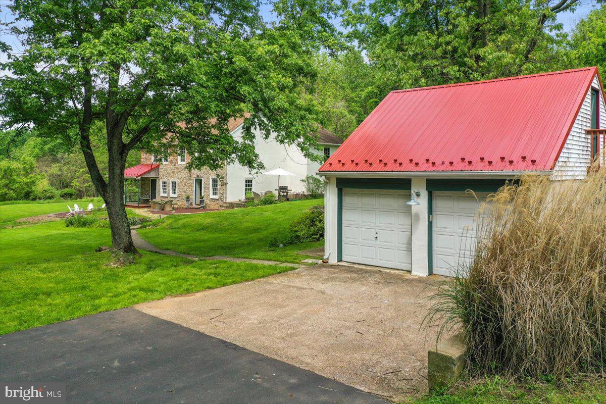 89 Pinchers Point Road Phillipsburg, NJ 08865 - Photo 4 of 44