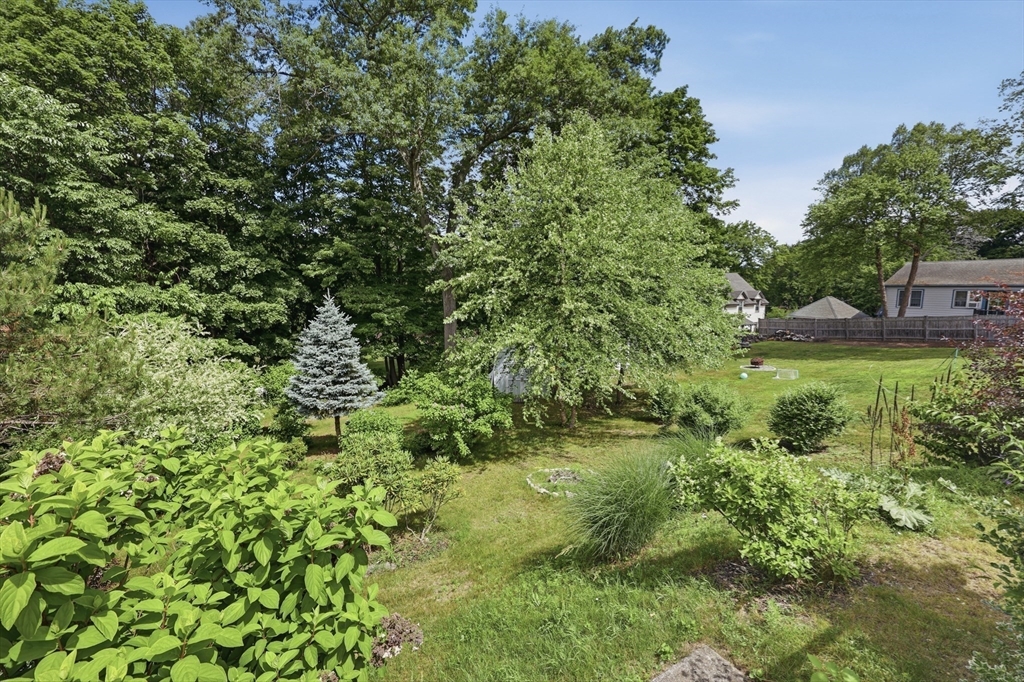346 Oak Street Clinton, MA 01510 - Photo 21 of 23