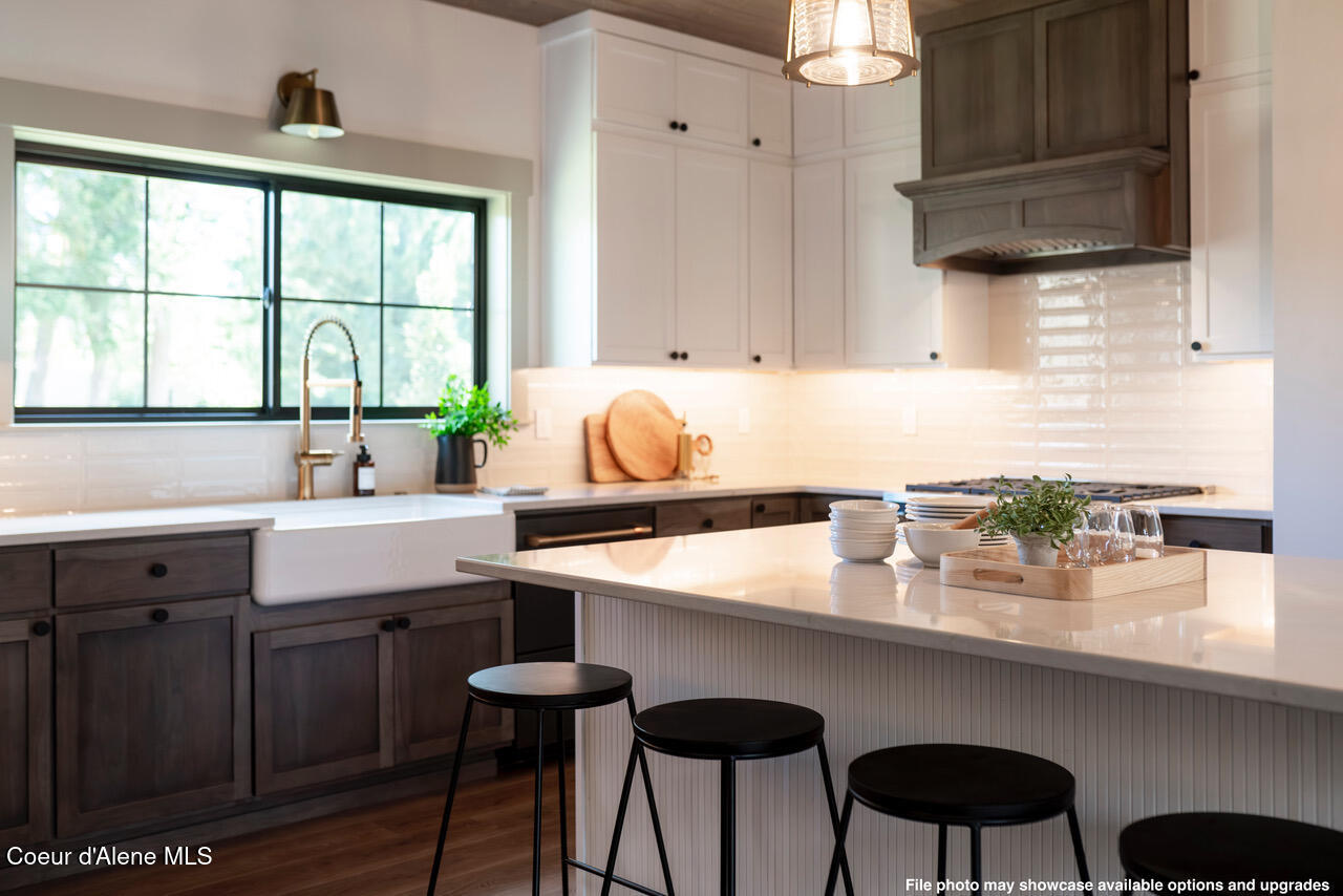 995 East Steeple Chase Road Hayden, ID 83835 - Photo 8 of 43 11926NRockingRd-36