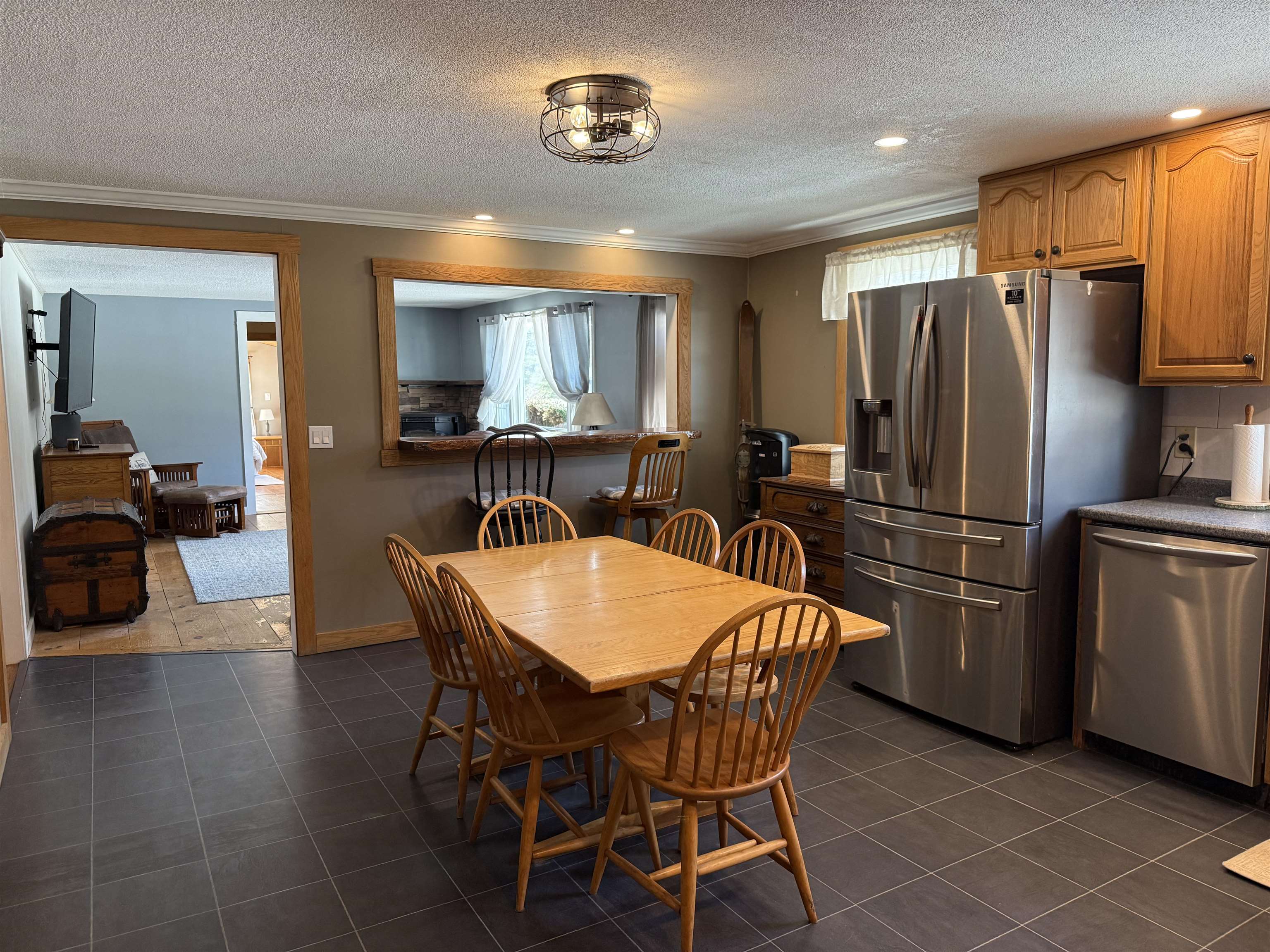 387 Meadowbrook Road Brattleboro, VT 05301 - Photo 17 of 39