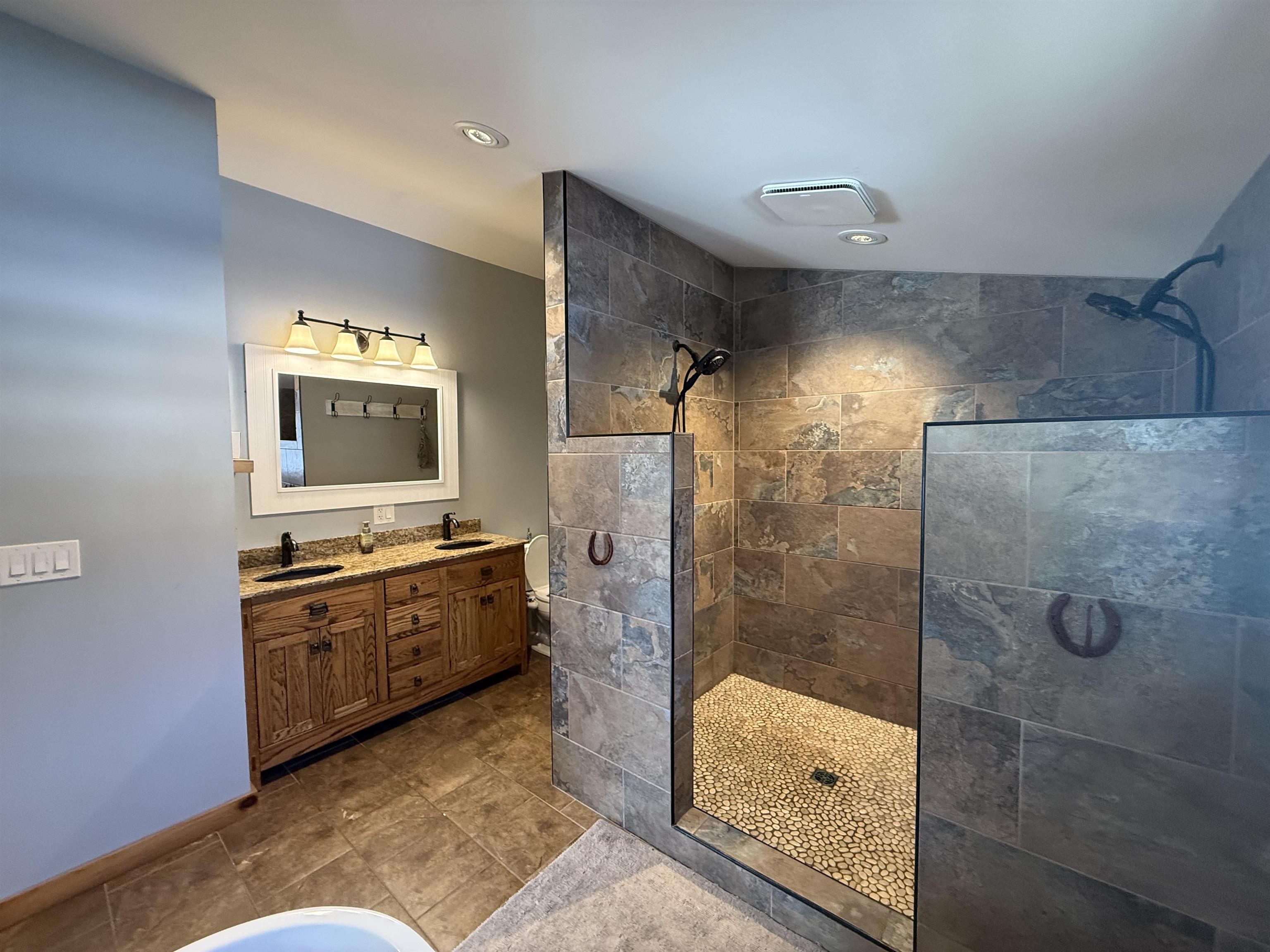 387 Meadowbrook Road Brattleboro, VT 05301 - Photo 23 of 39