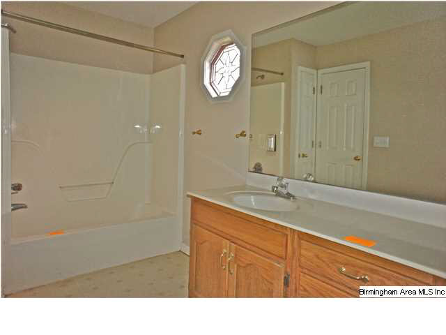 716 Jason Circle Center Point, AL 35215 - Photo 17 of 32