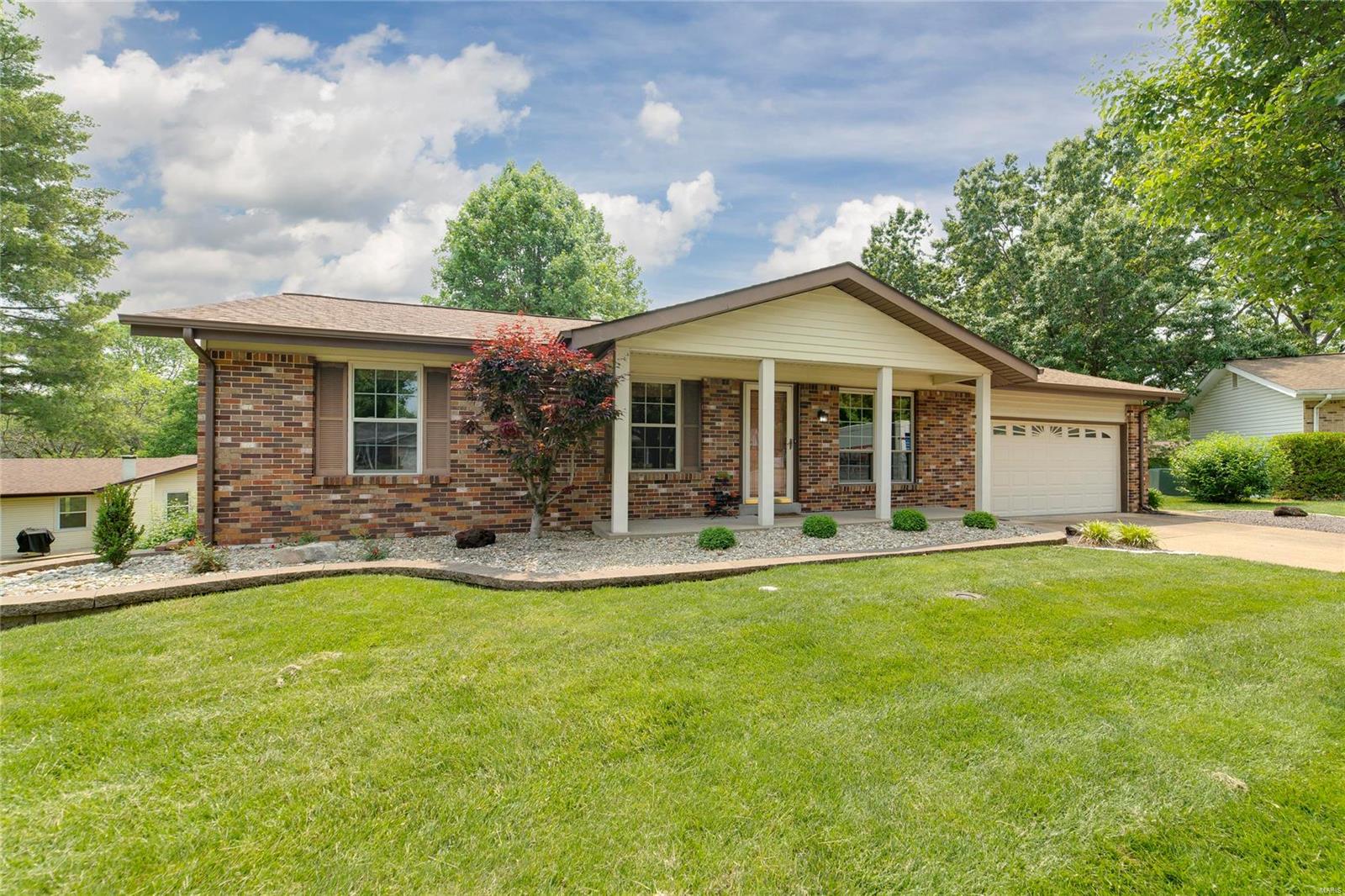 5760 Chatport Road St. Louis, MO 63129 - Photo 1 of 9