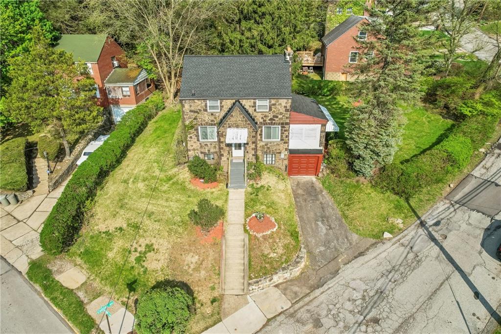 2300 Laketon Road Pittsburgh, PA 15221 - Photo 2 of 31 Gallery Image 2