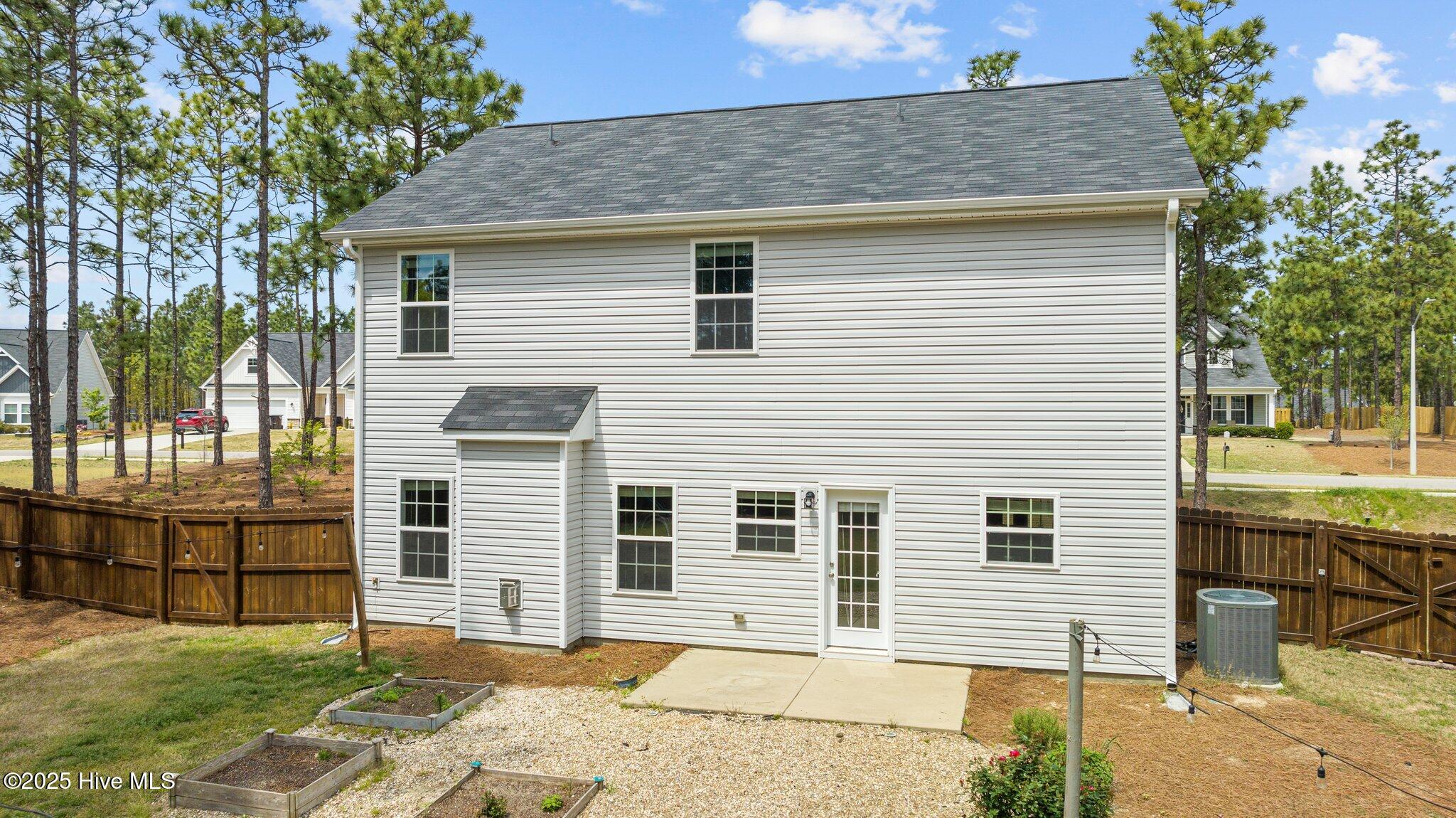 4055 Irwin Drive Aberdeen, NC 28315 - Photo 10 of 48 10-web-or-mls-DJI_0735