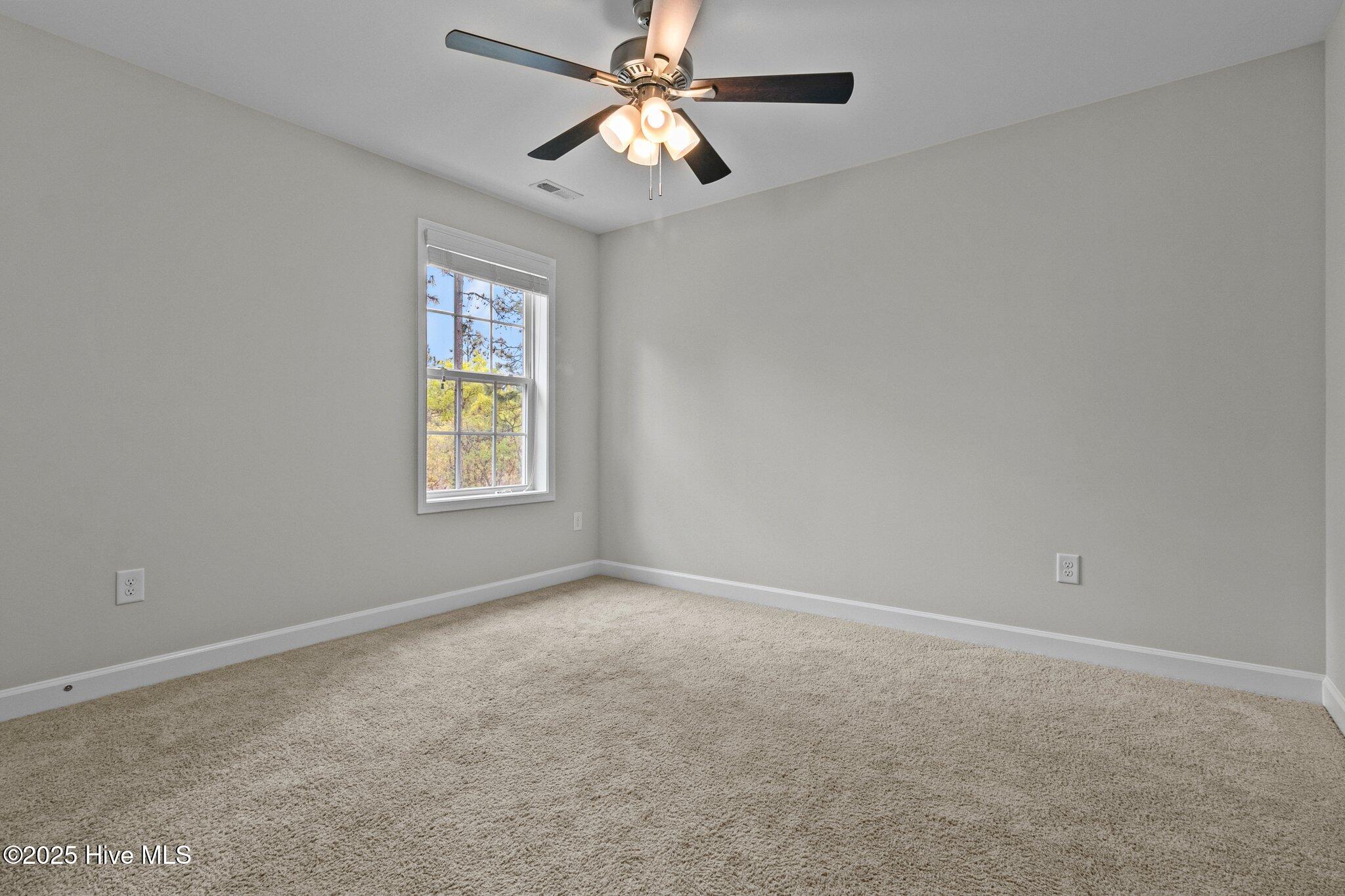 4055 Irwin Drive Aberdeen, NC 28315 - Photo 28 of 48 28-web-or-mls-IMG_8396