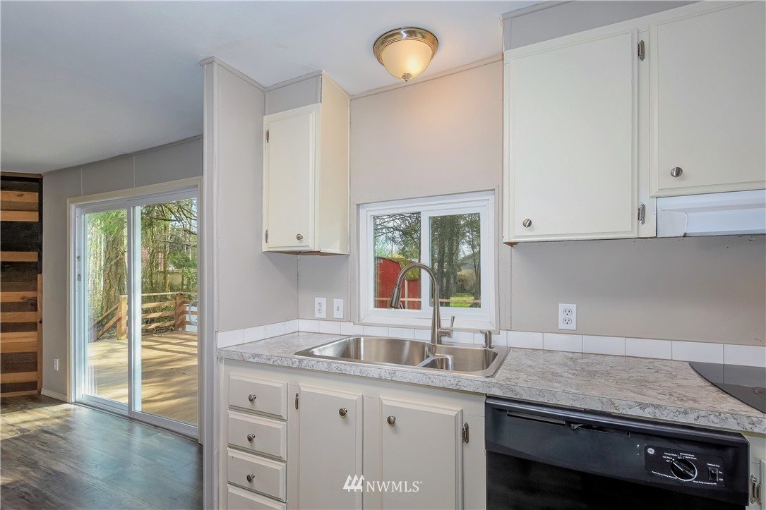 110 Stout Road Silverlake, WA 98645 - Photo 12 of 24 Gallery Image 12