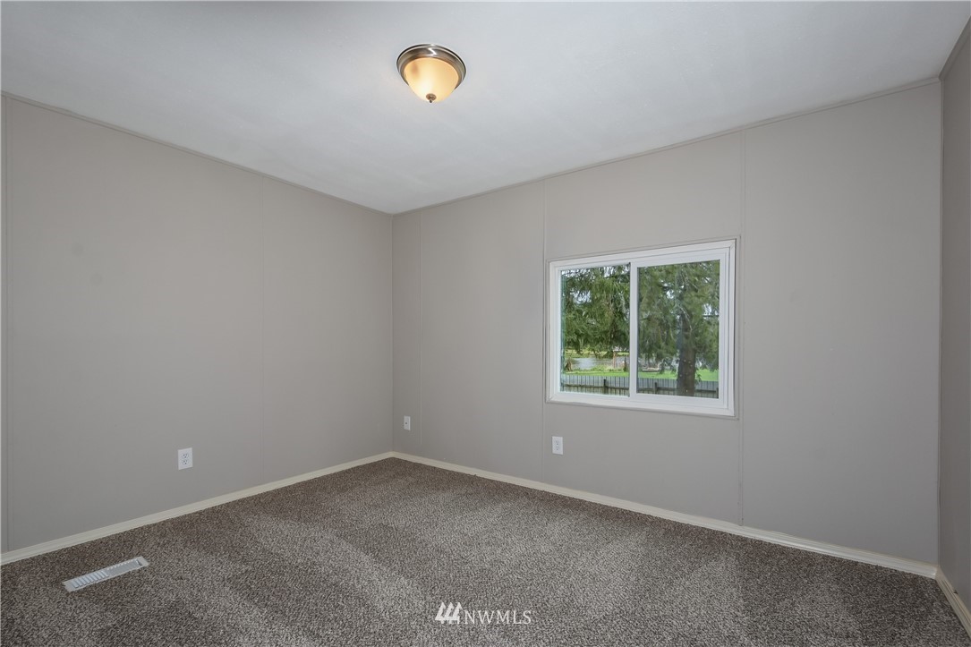 110 Stout Road Silverlake, WA 98645 - Photo 17 of 24 Gallery Image 17