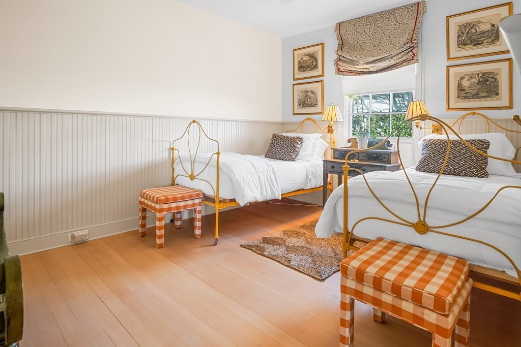 75 Baxter Road Nantucket, MA 02554 - Photo 15 of 24 Gallery Image 15