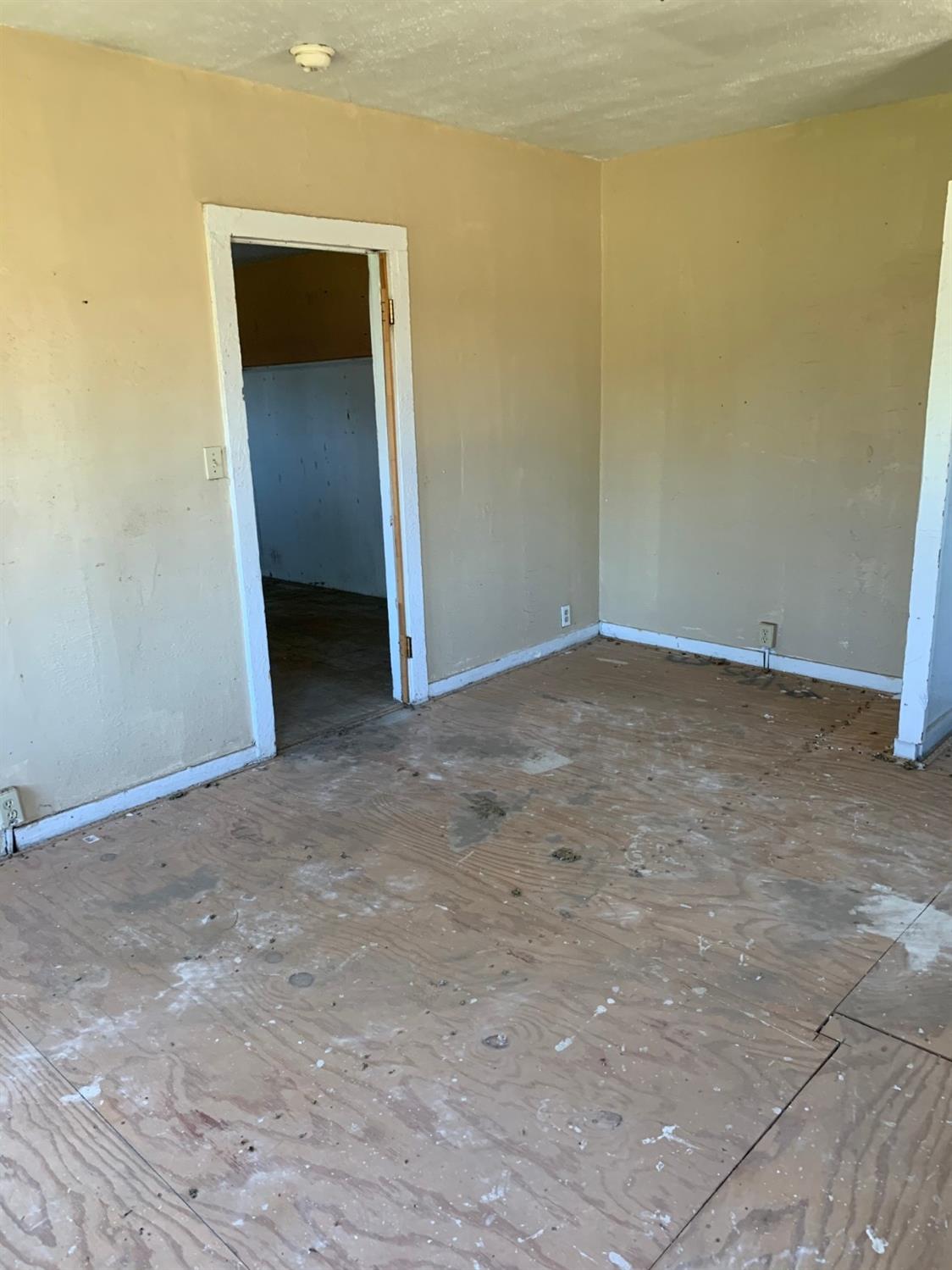 26574 Harrison Road Visalia, CA 93277 - Photo 11 of 17
