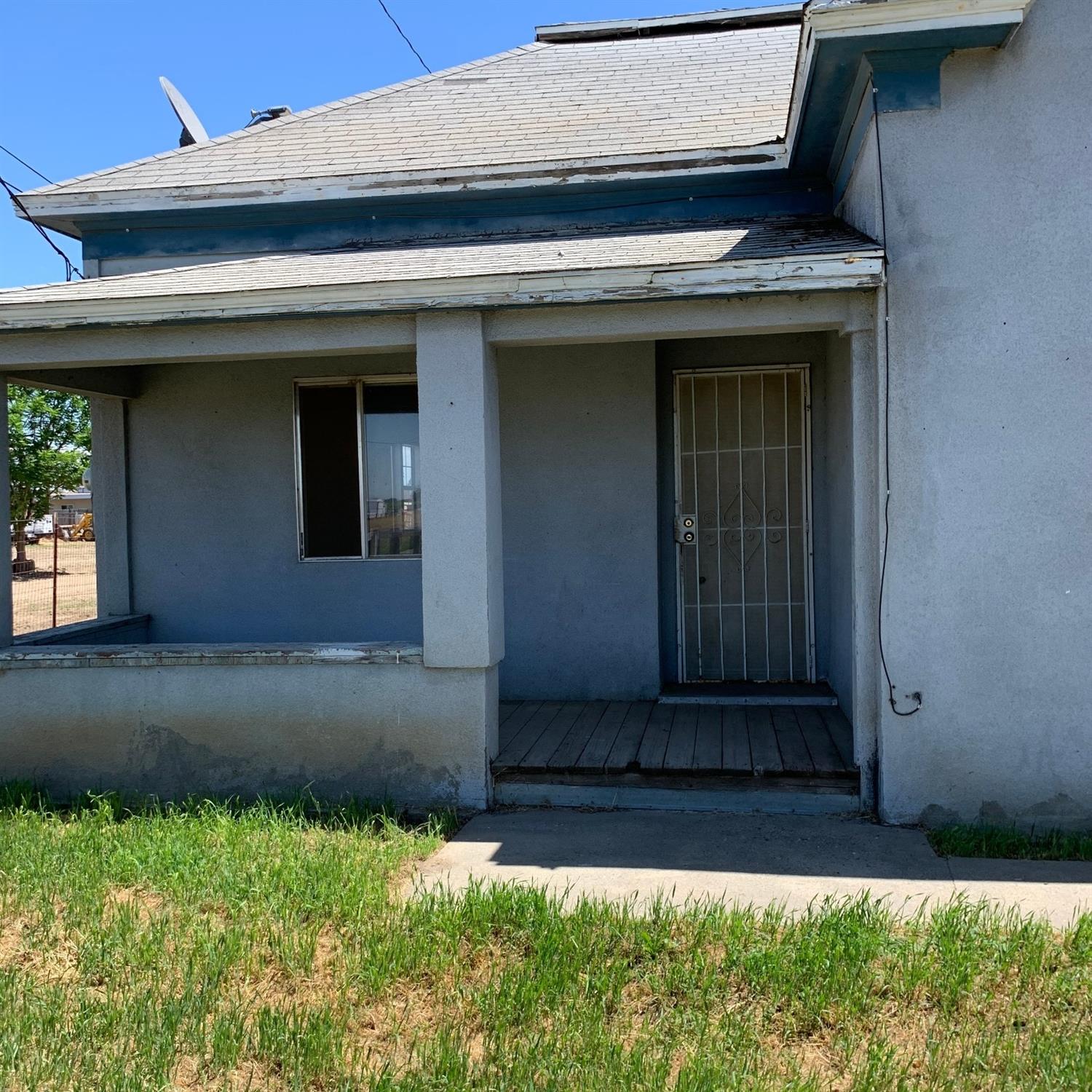 26574 Harrison Road Visalia, CA 93277 - Photo 3 of 17