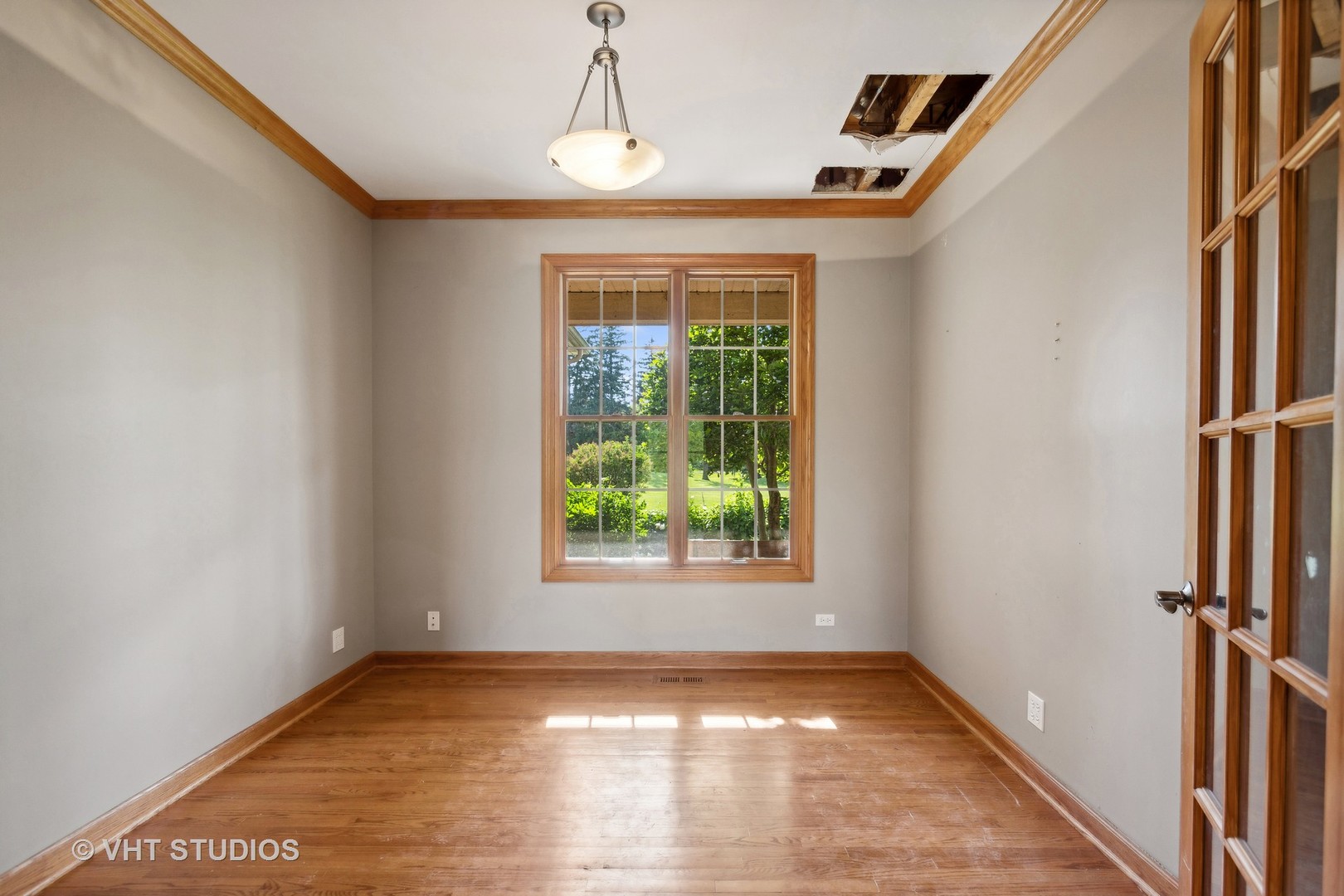 41W640 Burlington Road St. Charles, IL 60175 - Photo 11 of 39 a view of an empty room with a window