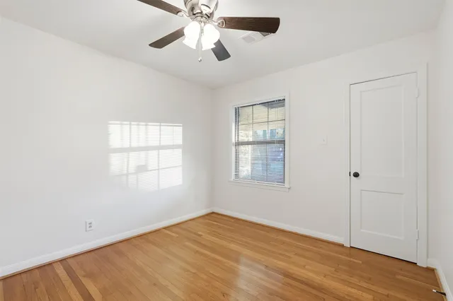 $1,695 | 3521 Burgundy Lane, Houston, TX 77023