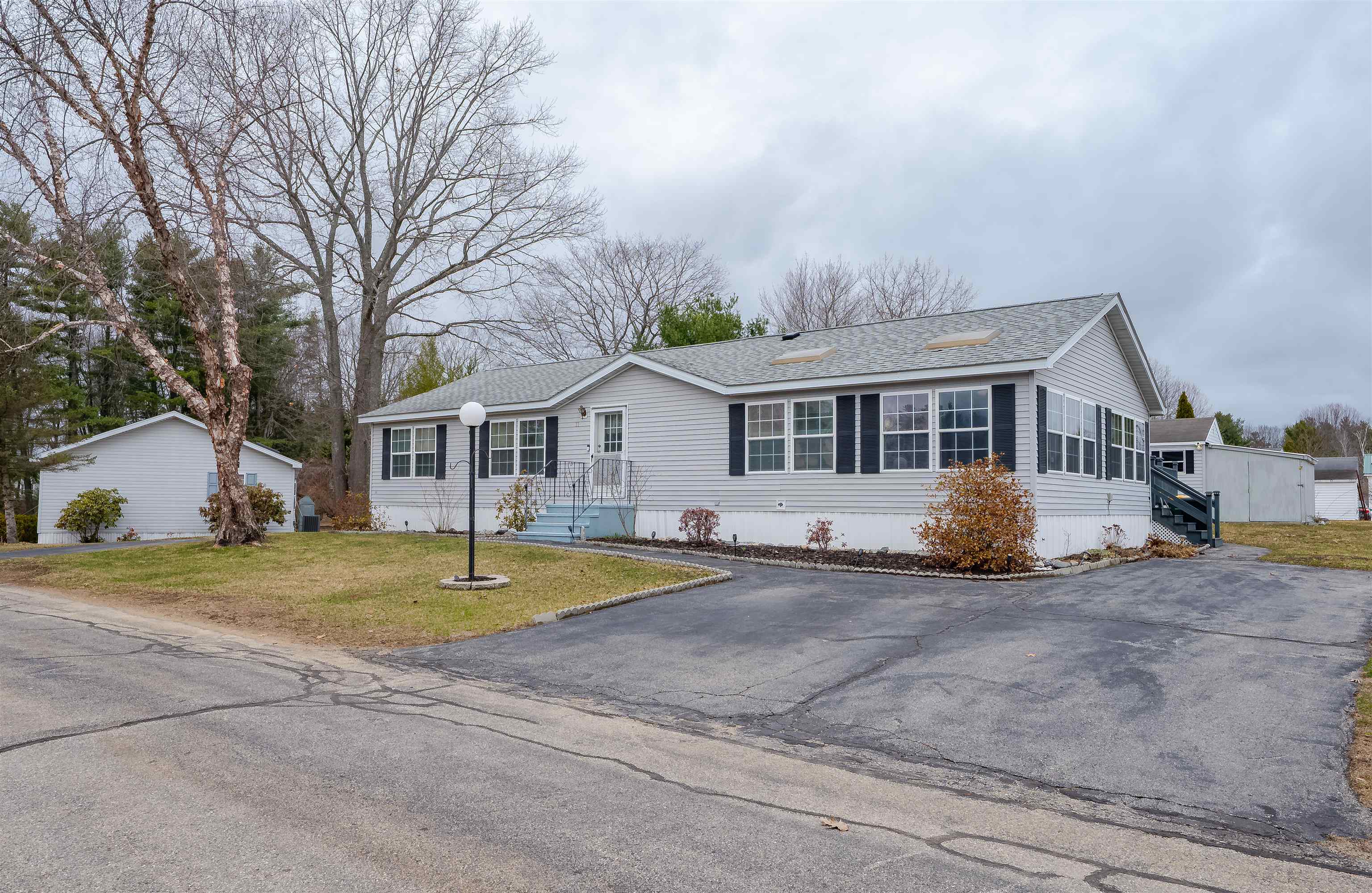 11 Falkland Lane Rochester, NH 03867 - Photo 37 of 38
