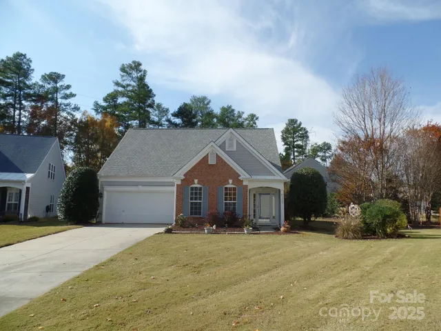 $440,000 | 13809 Falconcrest Drive, Charlotte, NC 28269