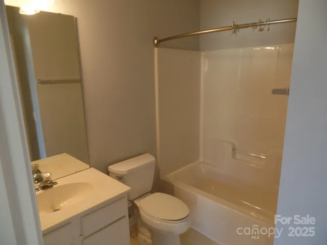 $440,000 | 13809 Falconcrest Drive, Charlotte, NC 28269