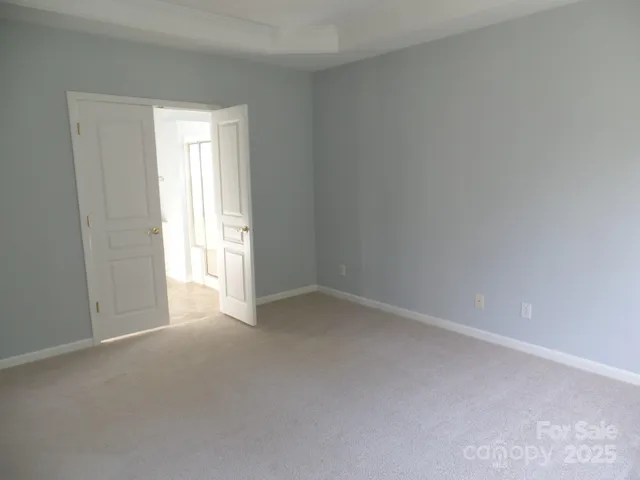 $440,000 | 13809 Falconcrest Drive, Charlotte, NC 28269