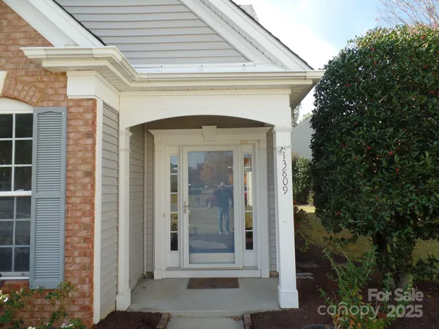 $440,000 | 13809 Falconcrest Drive, Charlotte, NC 28269