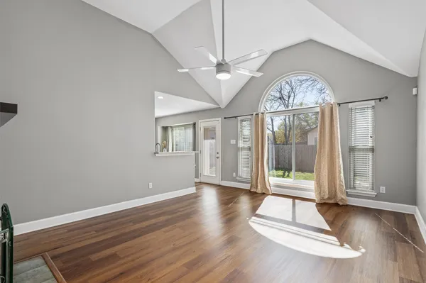 $2,100 | 1554 Lorson Loop, Round Rock, TX 78665