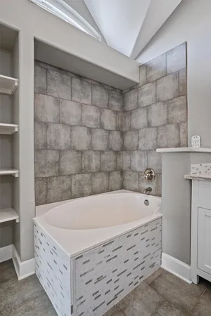 $2,100 | 1554 Lorson Loop, Round Rock, TX 78665