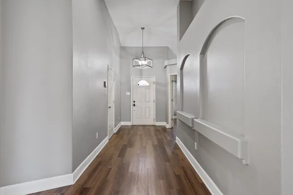 $2,100 | 1554 Lorson Loop, Round Rock, TX 78665