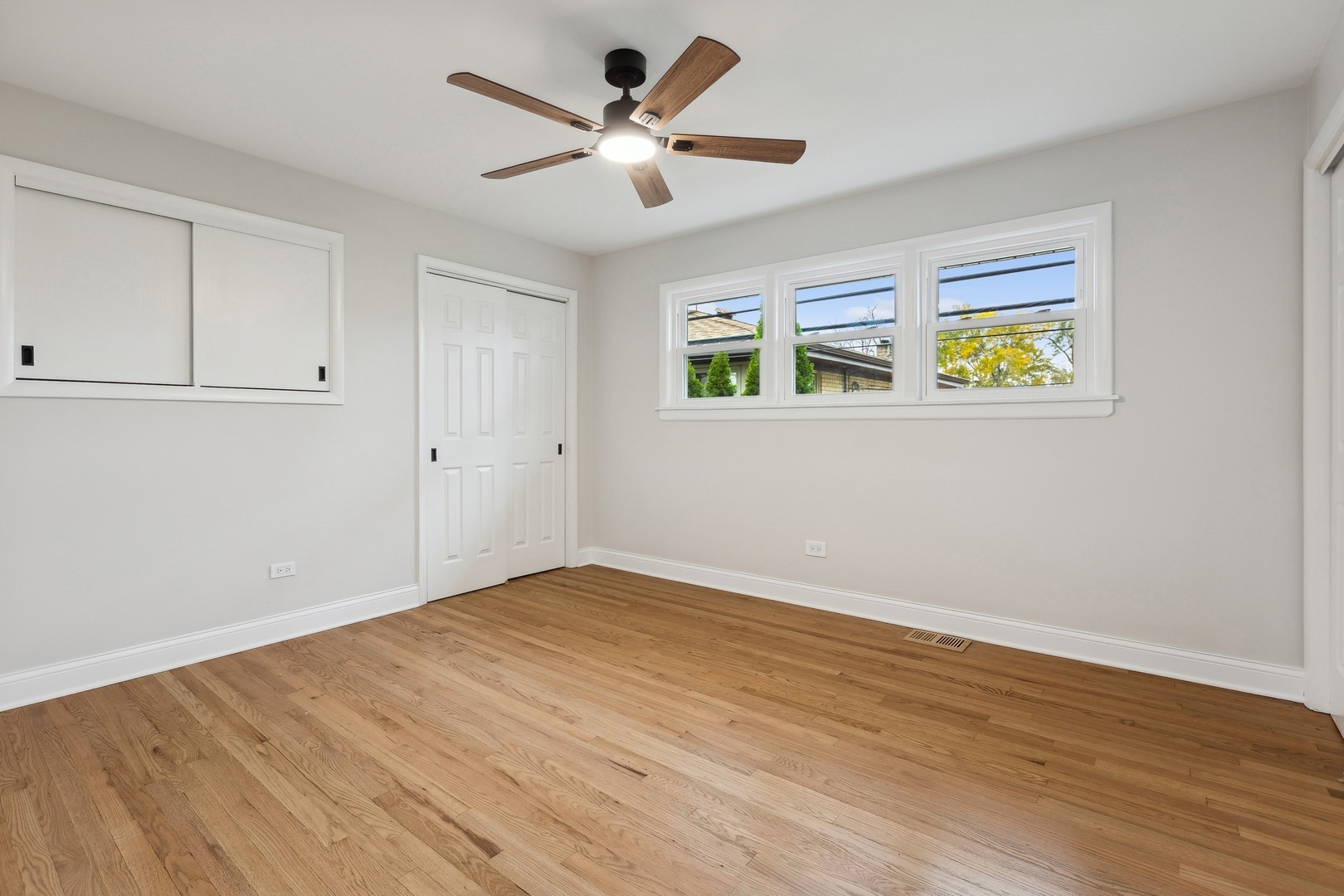 2010 Irwin Avenue Park Ridge, IL 60068 - Photo 23 of 56