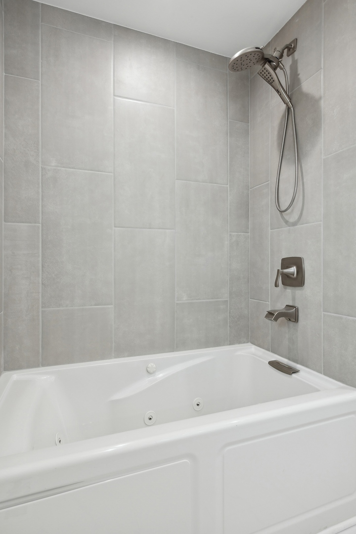 2010 Irwin Avenue Park Ridge, IL 60068 - Photo 34 of 56