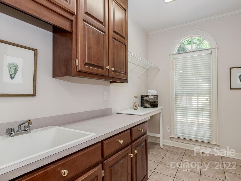 4809 Nora's Path Road Charlotte, NC 28226 - Photo 17 of 38 Gallery Image 17
