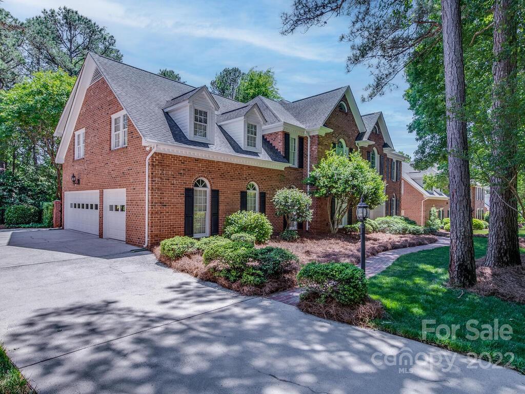 4809 Nora's Path Road Charlotte, NC 28226 - Photo 2 of 38 Gallery Image 2