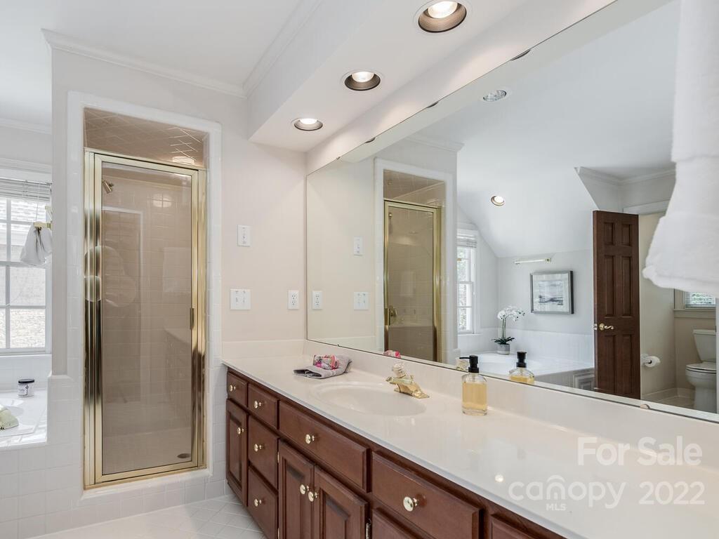 4809 Nora's Path Road Charlotte, NC 28226 - Photo 22 of 38 Gallery Image 22