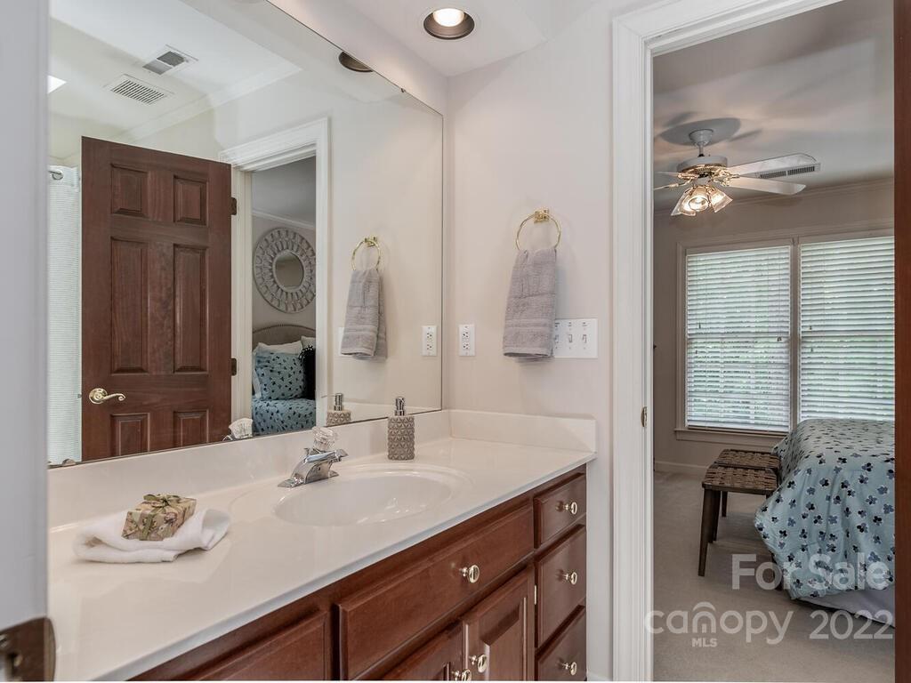4809 Nora's Path Road Charlotte, NC 28226 - Photo 27 of 38 Gallery Image 27
