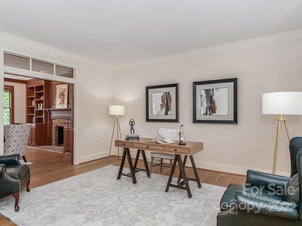 4809 Nora's Path Road Charlotte, NC 28226 - Photo 5 of 38 Gallery Image 5