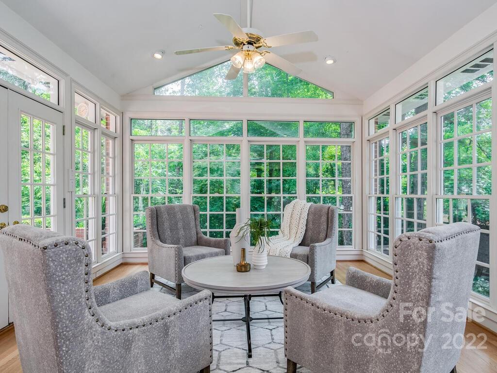 4809 Nora's Path Road Charlotte, NC 28226 - Photo 10 of 38 Gallery Image 10