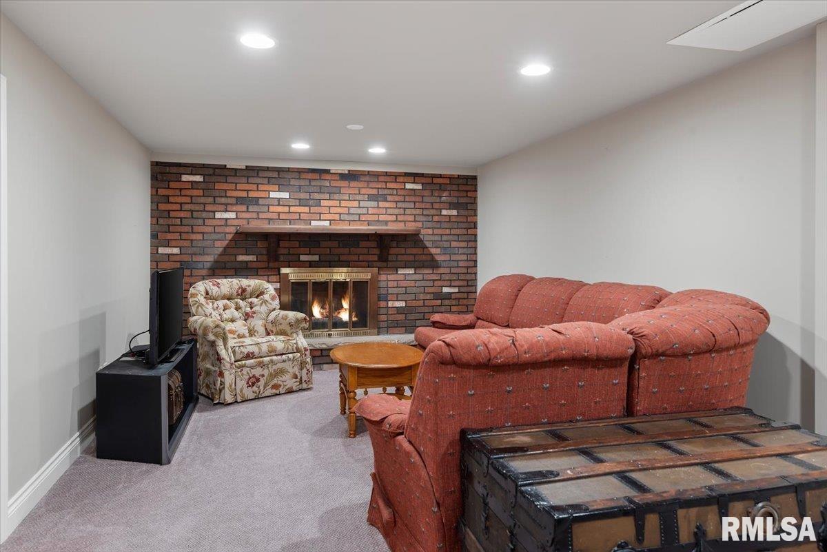 88 Delmar Drive Springfield, IL 62703 - Photo 20 of 30