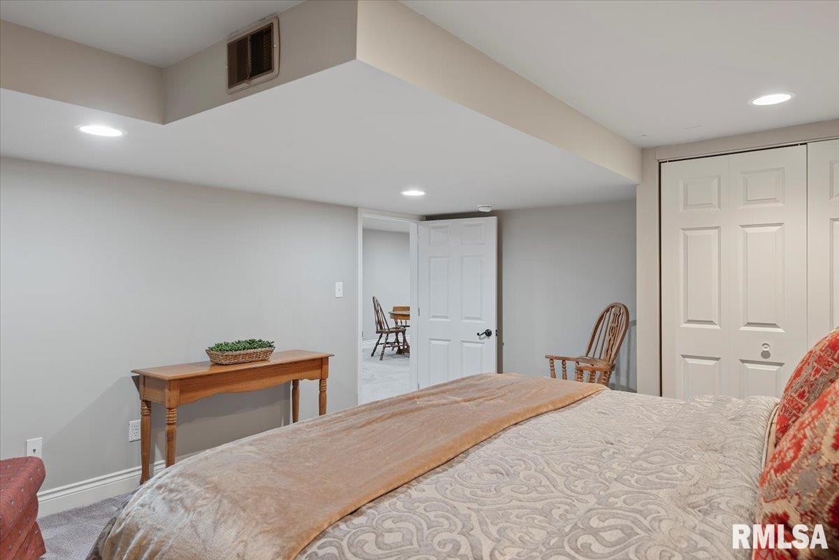 88 Delmar Drive Springfield, IL 62703 - Photo 24 of 30