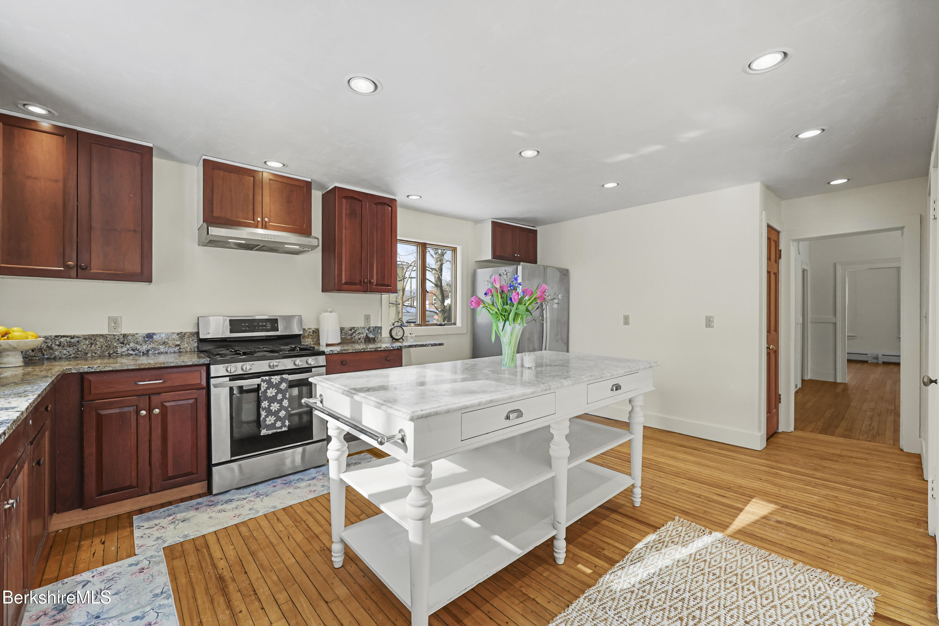 71 Weller Avenue Pittsfield, MA 01201 - Photo 13 of 42 Kitchen