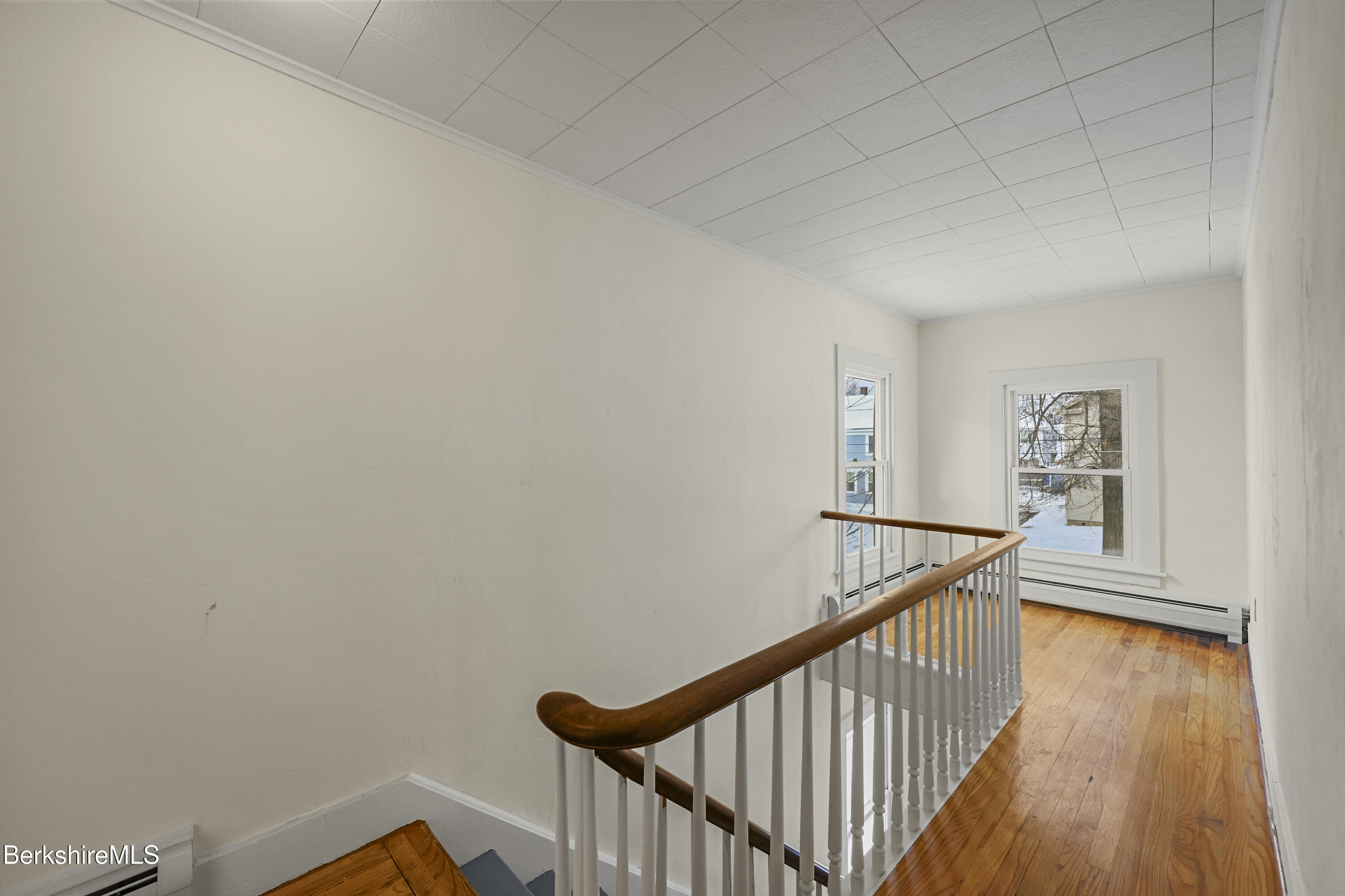 71 Weller Avenue Pittsfield, MA 01201 - Photo 27 of 42 Second Floor Landing