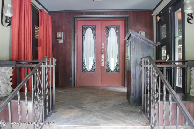 $639,999 | 76 Highway 214, Phoenicia, NY 12464