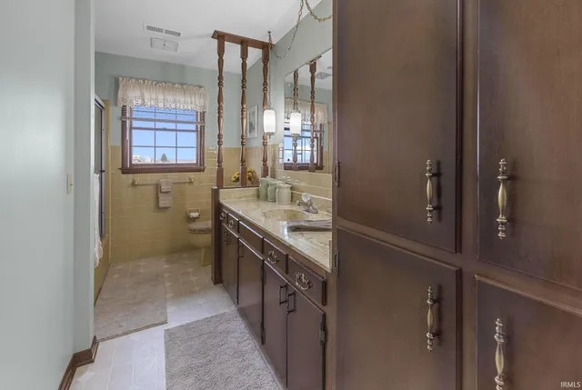 $299,000 | 218 West 660 South, Ferdinand, IN 47532