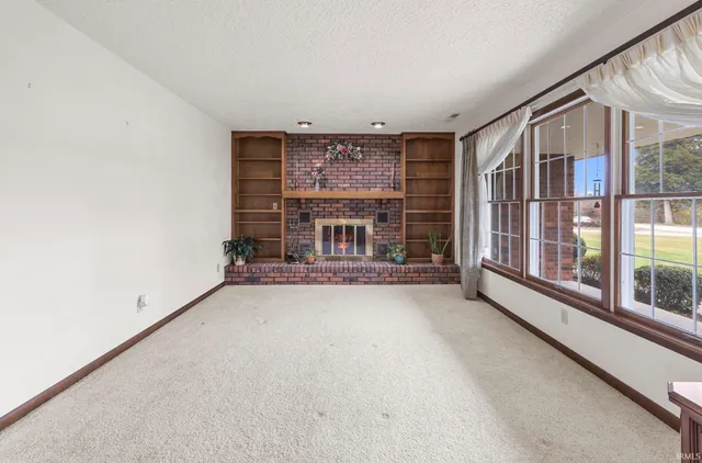 $299,000 | 218 West 660 South, Ferdinand, IN 47532