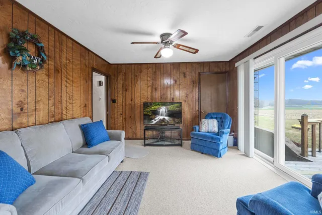 $299,000 | 218 West 660 South, Ferdinand, IN 47532