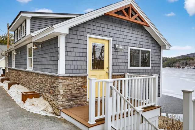 $1,800,000 | 195 East Side Drive, Alton, NH 03810